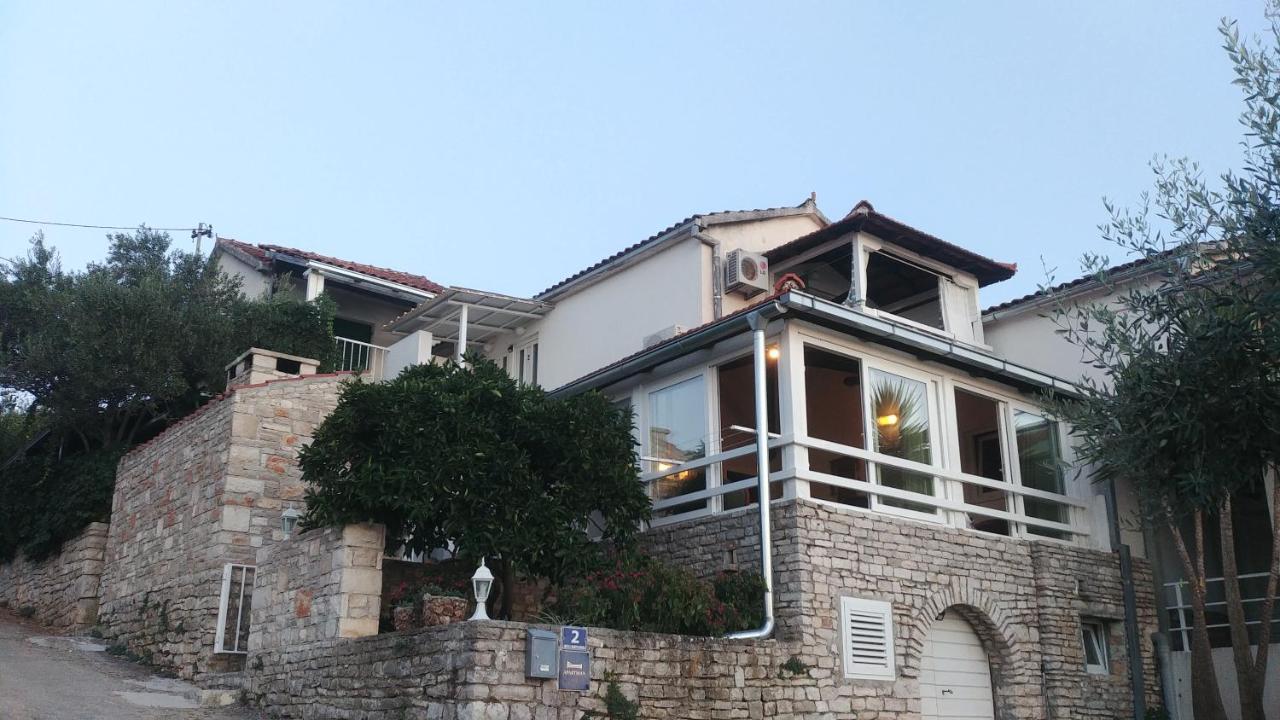 Apartments Marija Bajto Necujam Exterior photo